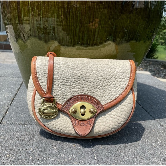 Dooney & Bourke Handbags - Vintage Dooney & Bourke AWL Calvary Mini Crossbody Belt Bag White